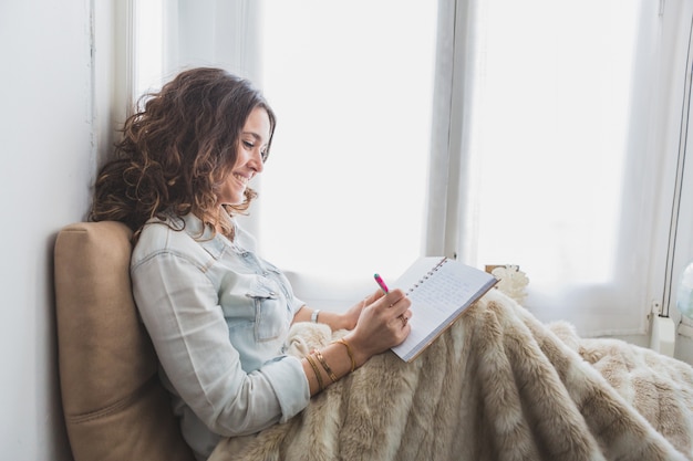 Enhance Mental Clarity with the Power of Morning Journaling