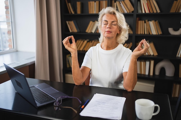 financial-wellness-and-mental-health-reducing-stress-in-your-40s-416430993