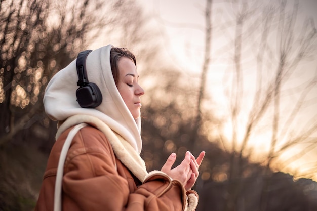 Enhance Mental Wellness: The Role of Music in Stress Reduction