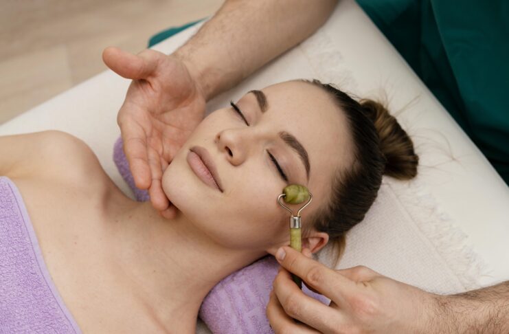 Unlock Radiant Skin: The Benefits of Daily Facial Massage